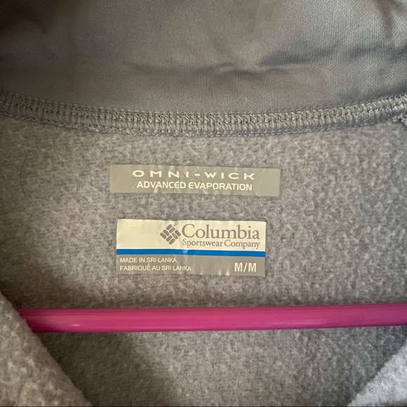 Columbia Quarter-Zip Pullover - Picture 4 of 4